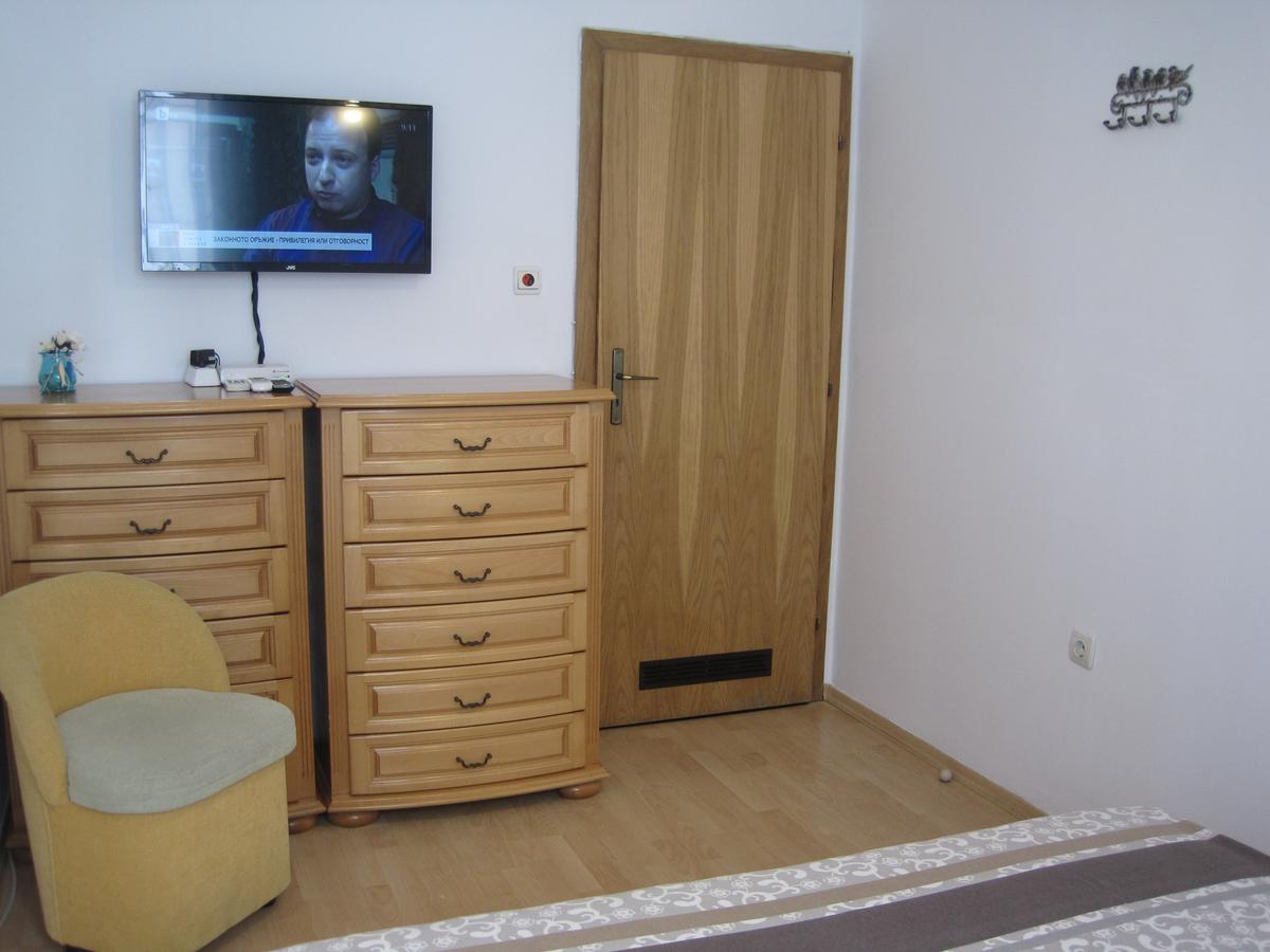 Apartment Nadejda Varna Exterior foto